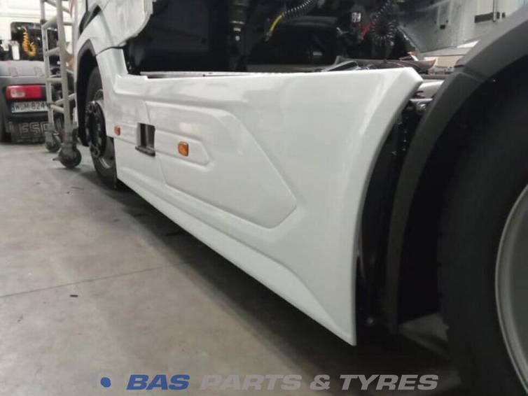 DAF XG Sideskirt Set 10
