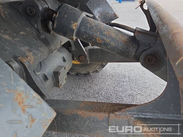 Volvo EW60E 16