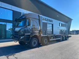 Iveco T-Way AT410 T54 Metsäkoneritilä