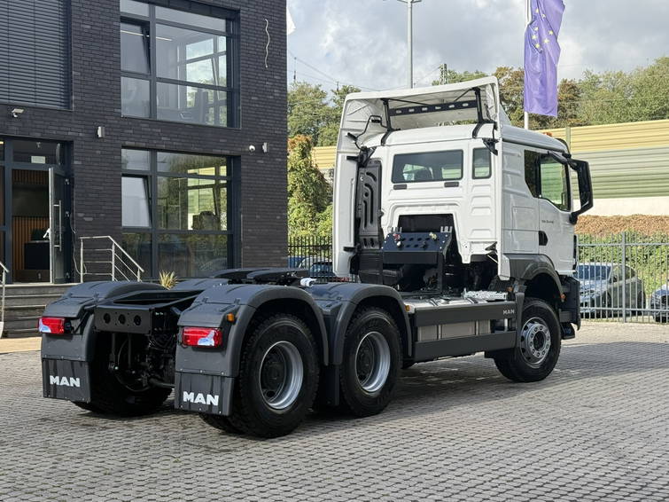 MAN TGS 33.440 MAN TGS 33.440 BB 6X4 Euro 2 Heavy-Duty Tractor Unit 8