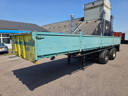 Lambrecht 88 LK 27 9.25 meter Long Lambrecht 88 LK 27 semi-trailer - 2 ROR axles - Drum brakes - Air suspension - Side boards