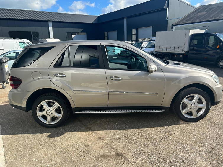 Mercedes-Benz M-klasse Licht olie verbruik plaatje 5