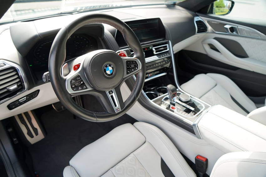 BMW M8 17