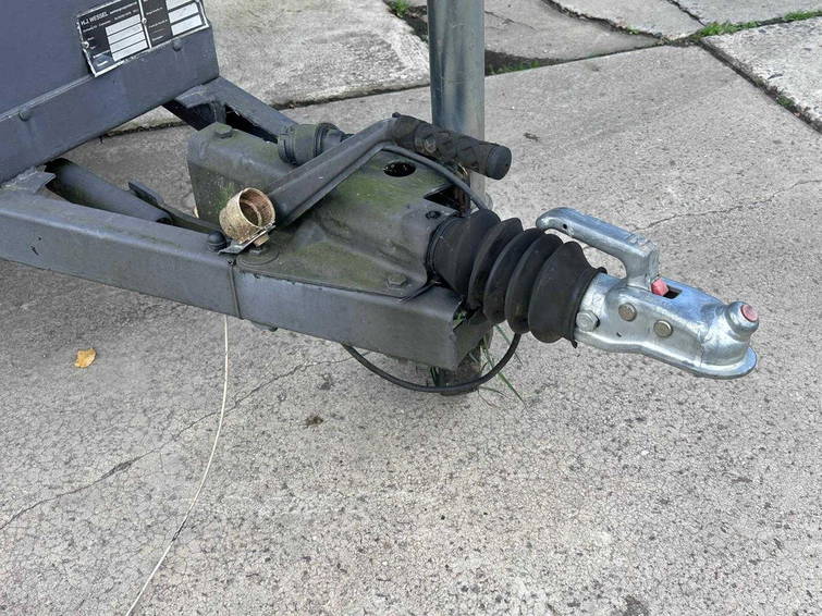 Wesco P-2055 4