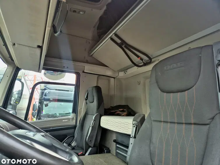 DAF CF 370 FA SC 6