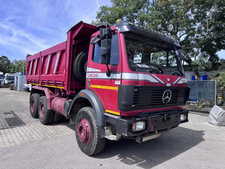 Mercedes-Benz SK 2635 5