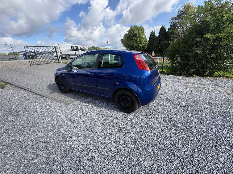 Fiat Grande Punto 1.4 Sportsound 13