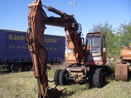 Atlas Atlas 1302 D 4X4