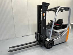 Still RX20-18 - 4,8M - Triplex - Freelift - Sideshift