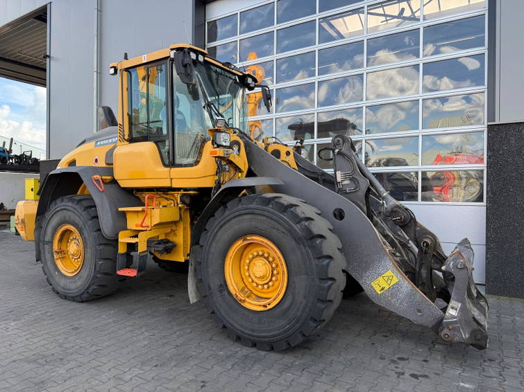 Volvo L90H | A/C | German Machine 19