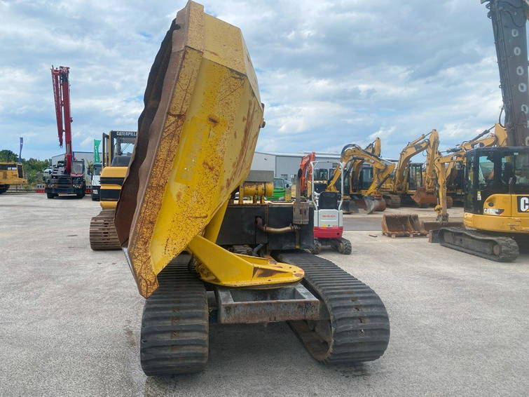 Morooka MST 600e swivel crawler dumper . 29