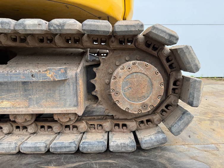 Komatsu PC138US-11 - Triple Boom / Front Blade / 360º Came 25