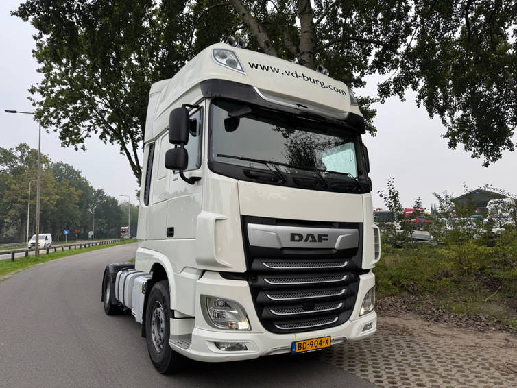 DAF XF 480 Superspace 1
