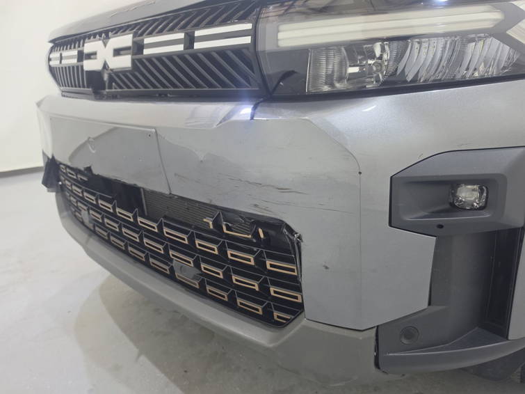 Dacia Bigster Hybrid HEV 155 Extreme Aut Pano 9