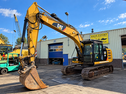 Caterpillar 320E L Track Excavator - Rearview Camera - Hammer Lines - CE - 22.4T - Rock Bucket With Teeth - Quick Bucket Release - Airco - German Machine - Good Condition