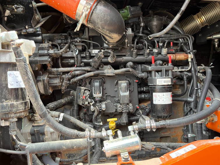 Hitachi ZW310 -6 - Automatic Greasing / Good Tyres 30