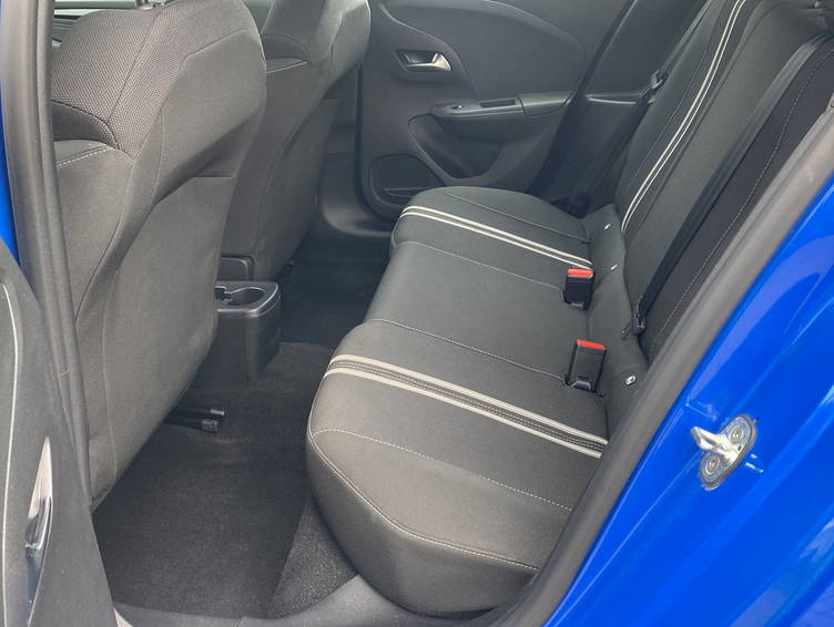 Opel Corsa 1.2 Turbo GS LineDABKamera 9