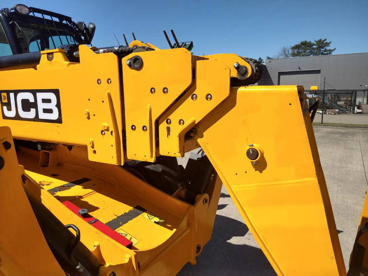 JCB 540-180 192 16