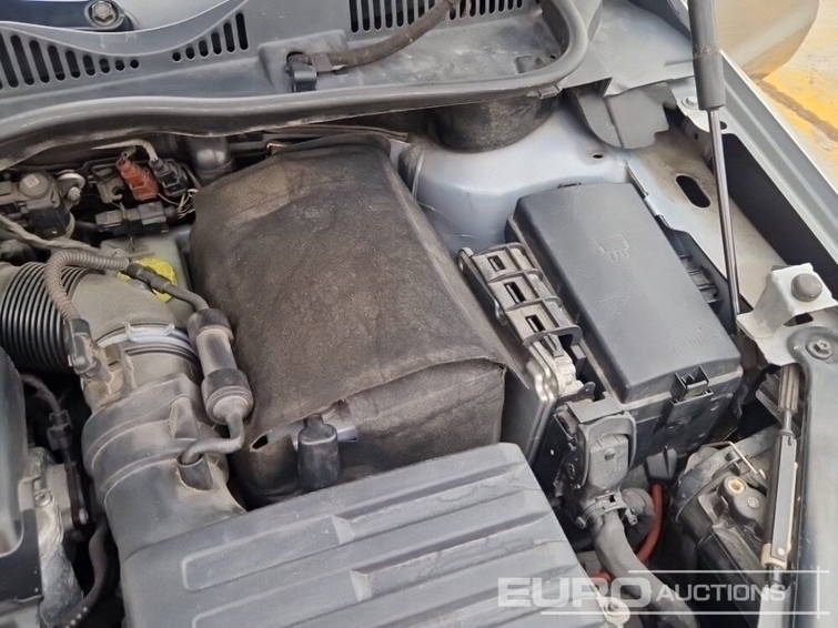 Volkswagen Golf 16