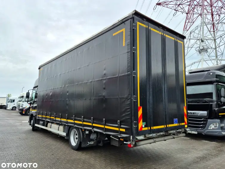 DAF CF 370 FA SC 4