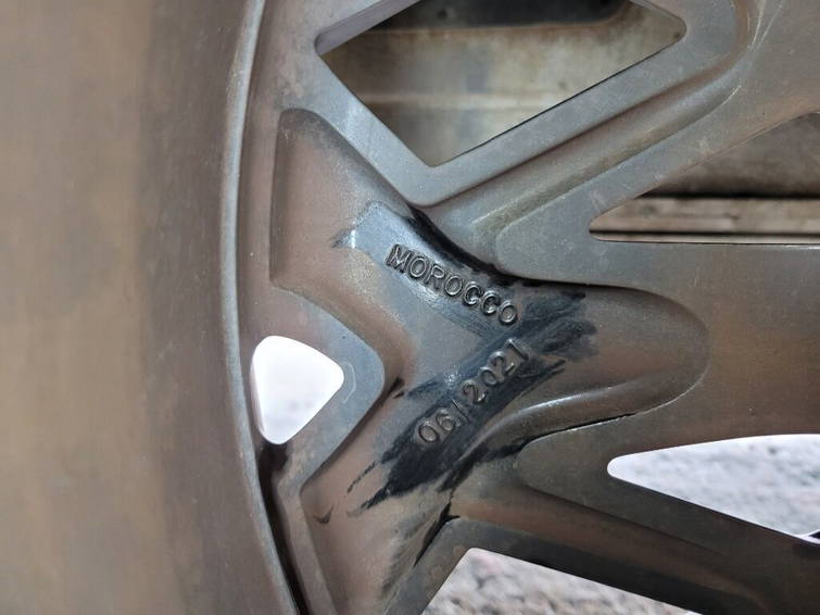 Diversen 4 st däck på fälg till Hyundai 10