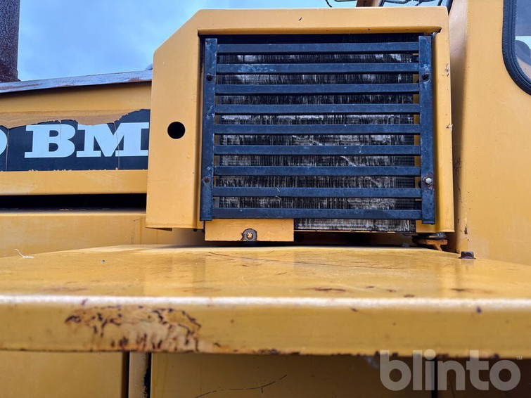 Volvo L120 29