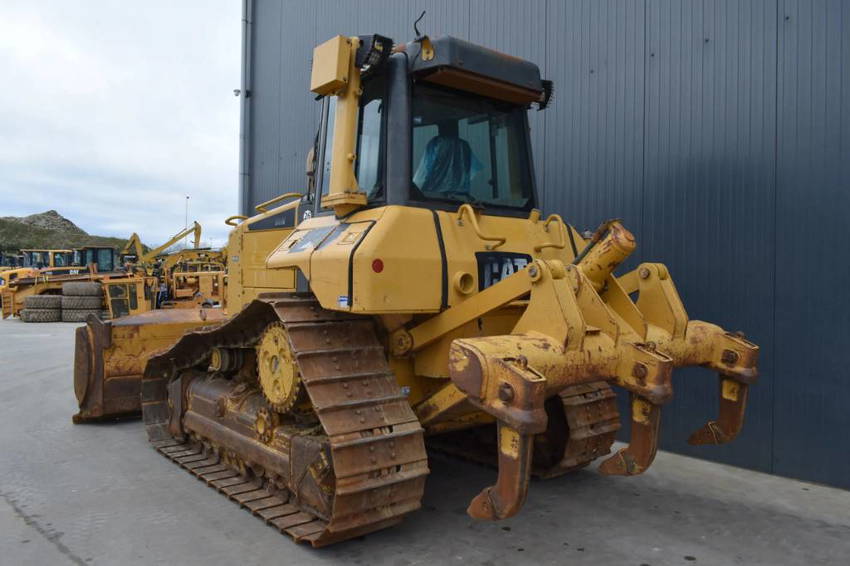 Caterpillar D6N XL 2