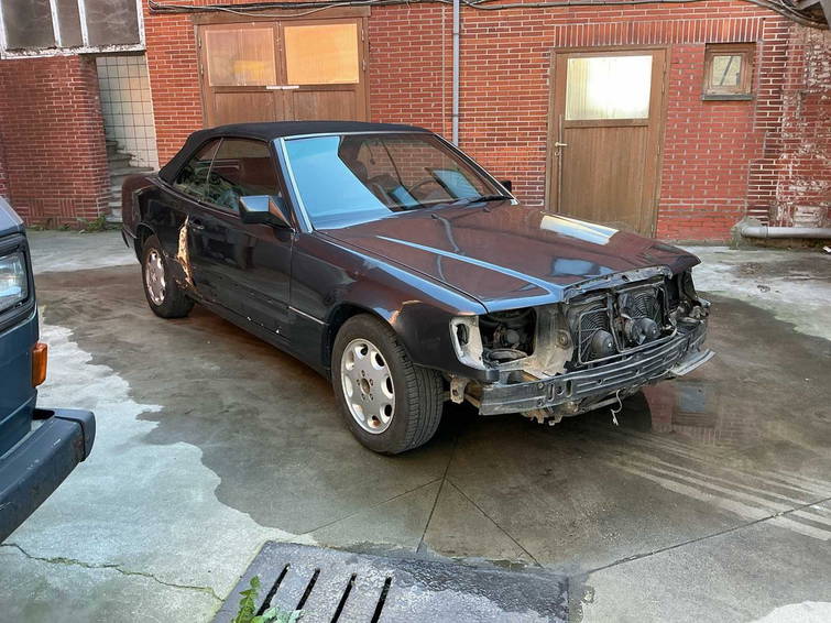 Mercedes-Benz Cabrio 300 CE 24V 5