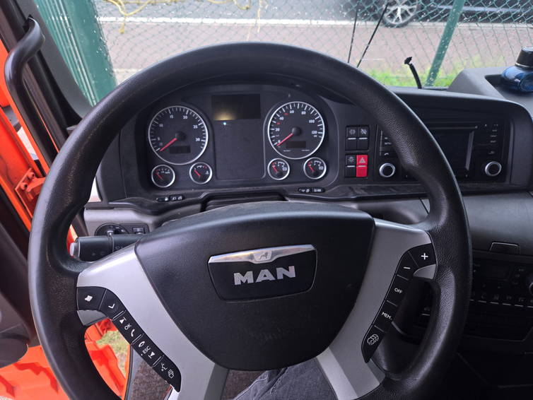 MAN TGX 26.440 6X2 Trekker Motor Probleem 8