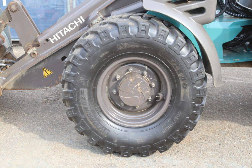 Hitachi ZW95 18