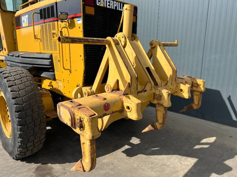 Caterpillar 140H 5