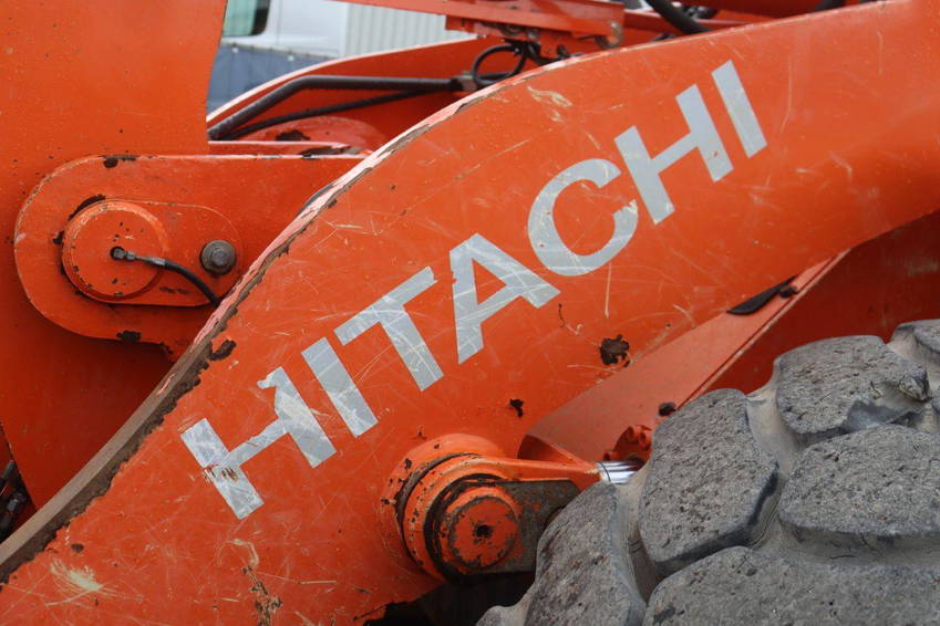 Hitachi ZW250 -6 15
