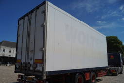 Schmitz Cargobull 2-assige aanhangwagen