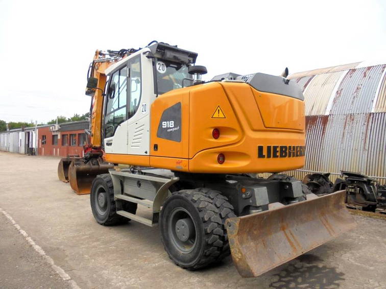 Liebherr A918 Compact 6