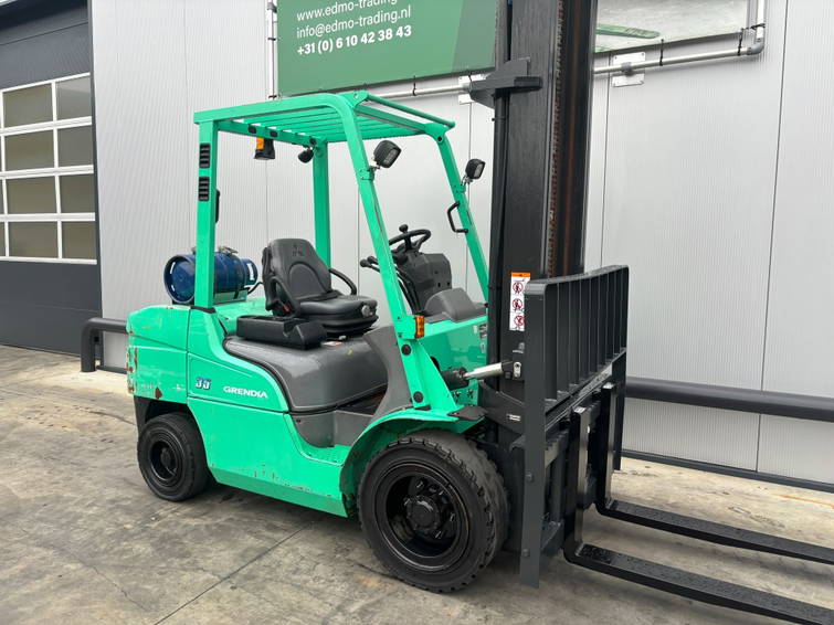 Mitsubishi FG35NT Heftruck 4