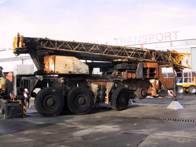 Liebherr LTM1080 LTM 1080/1 for parts 2