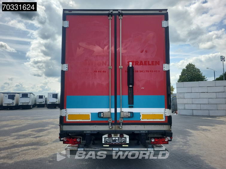 Schmitz Cargobull SCBS3B Tailgate Lift Axle 250x270cm 7