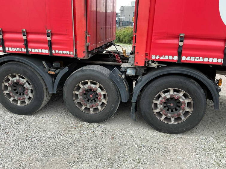 Pacton trailers 18