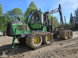 John Deere 1210e
