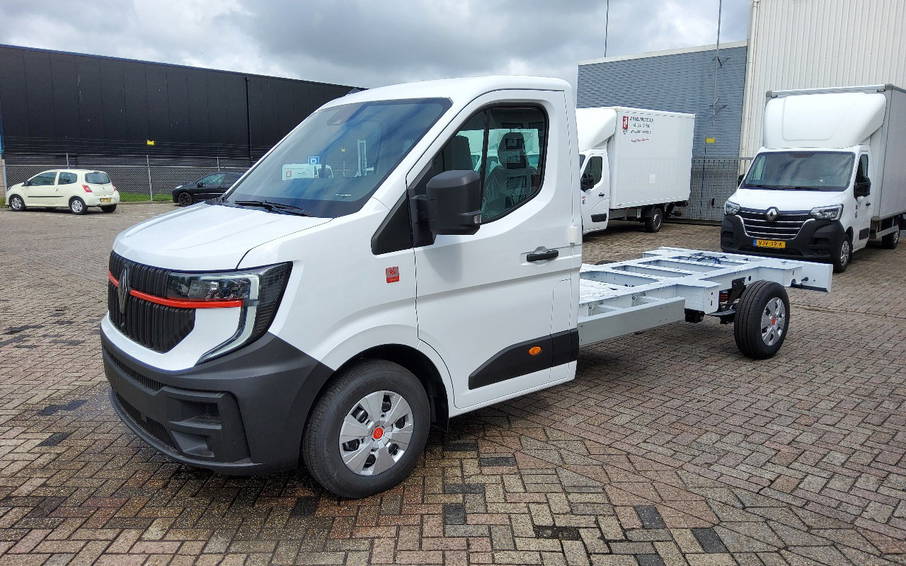Renault Master E-Tech 87 KWH FWD EL - 4 TON'S Chassis / B Rijbewijs - Wielbasis 4.22 Meter 3