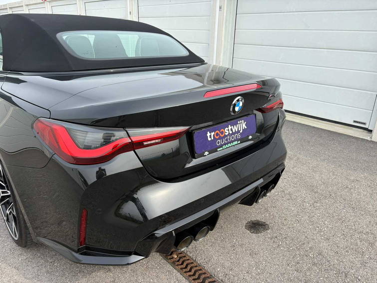 BMW M4 Competition xDrive 6