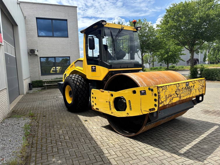 Bomag BW 213 D-5 Single drum roller. 2018 Year 7