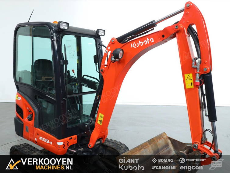 Kubota KX019-4 7