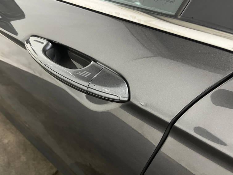 Ford Mondeo Wagon 2.0 TDCi Titanium - Schade 13