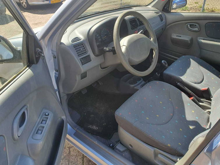 Suzuki Alto 1.1 GLS Spirit 5
