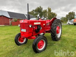 International MC Cormick D-4400