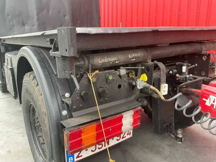 Mercedes-Benz Unimog U300C 4X4 27