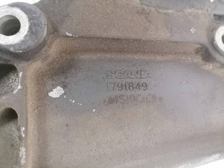 Scania Bracket 3