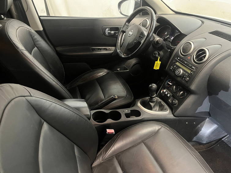 Nissan Qashqai+2 1.5 dCi Visia - Schade 16