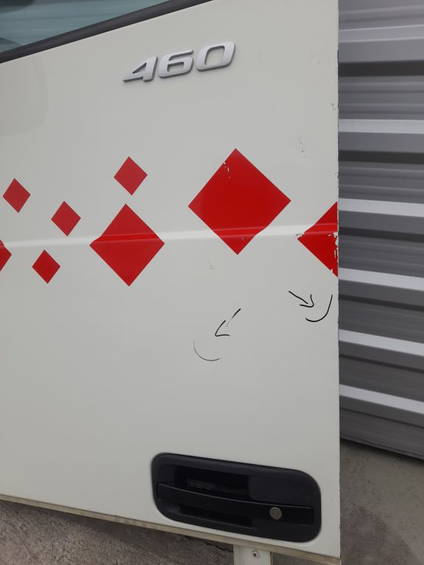DAF XF 106 Left Door 4